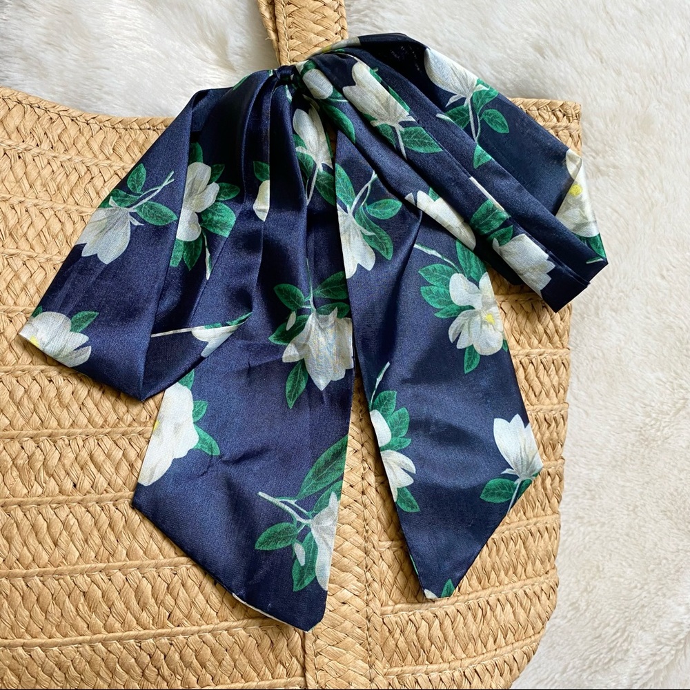NEW Draper James Straw Tote with Scarf - Picture 4 of 7
